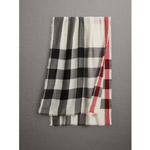 Burberry Lightweight Cashmere Scarf in Check 40583551