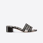 Dway Heeled Slide Check n Dior Embroidered Cotton KCQ244CEE S17X